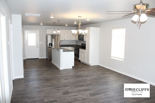 Photo - Luxurious 1 bed, 1 bath Duplex