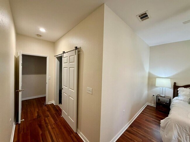 Photo - 103 Whispering Wind Dr