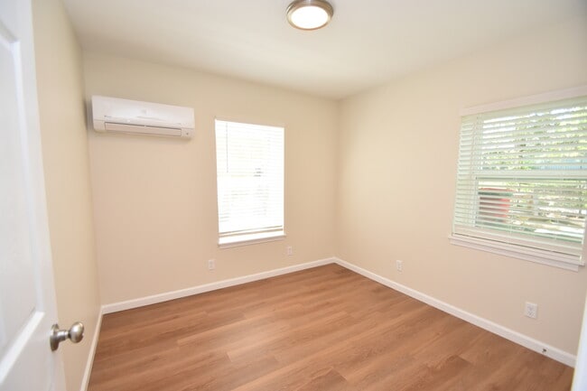 Photo - 1420 Union Ave Unidad #1
