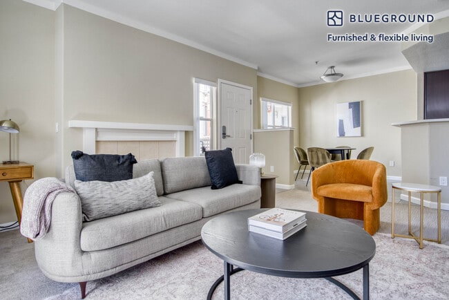 Photo - 800 High School Way Unidad FL2-ID890