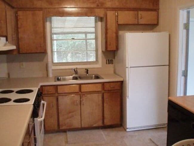 Photo - Available NOW-  103 Meadowlark-1/2 Off the first month rent with a 12-month lease