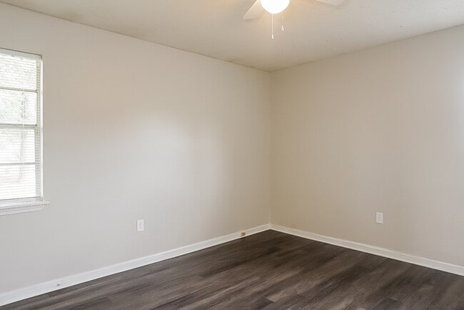 Photo - Beautiful 3 Bedroom Brick Ranch Home