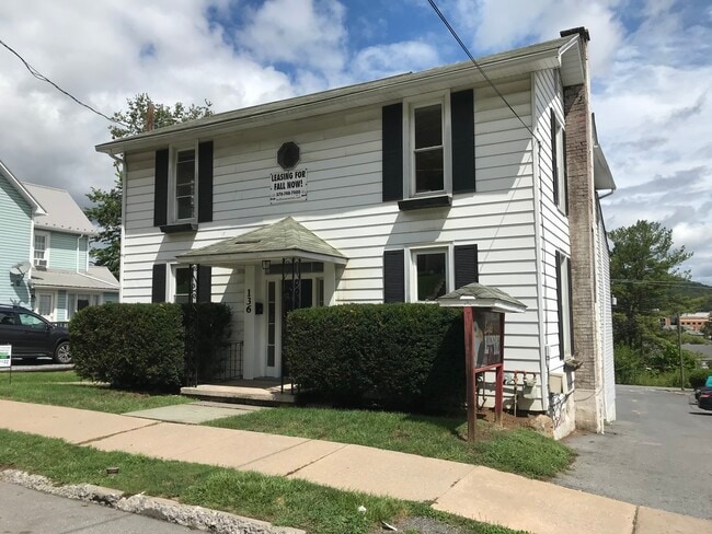 Photo - 136 N Fairview St Unidad 1F