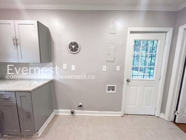 Photo - 3-Bed/1-Bath/Voucher Accepted/Available Now!