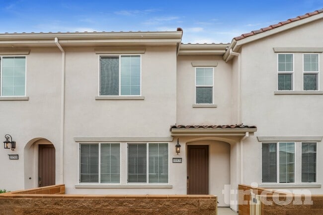 Building Photo - 10570 Vina Ct