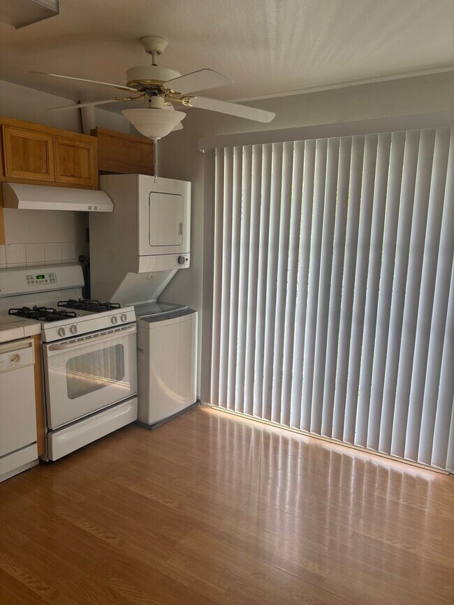 Photo - 2 Bedroom, 1 Bath Apartment in Gated Community Available Now!