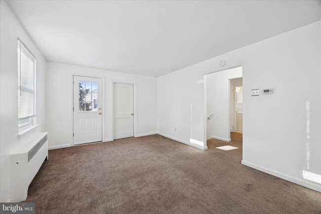 Photo - 206 W Parkway Ave