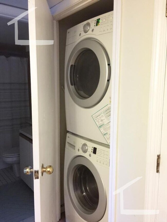 2 Bedroom - 2 Bedroom Rental