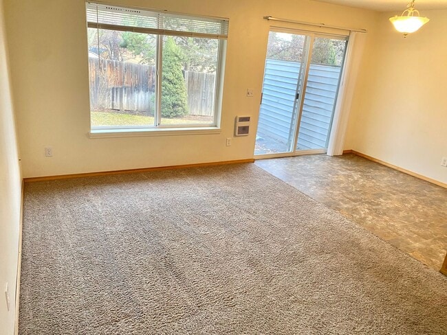 Photo - 1700nw9 Unit 3