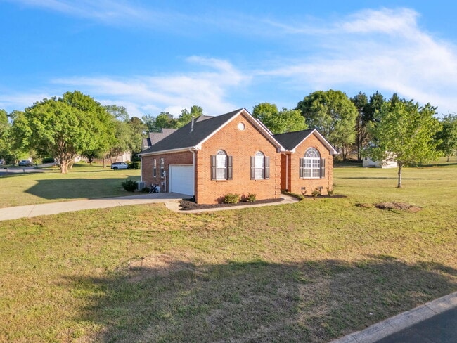 Photo - Beautiful 3-Bedroom Retreat with 2 Full Baths in Scenic Woodruff $1,875/mo rent