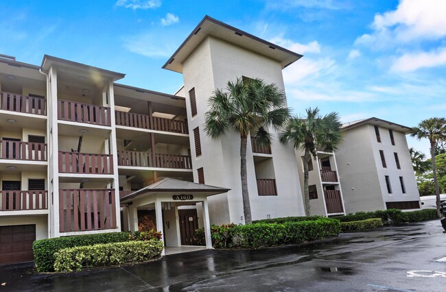 Photo - 160 SE St Lucie Blvd Condominio Unidad A-204