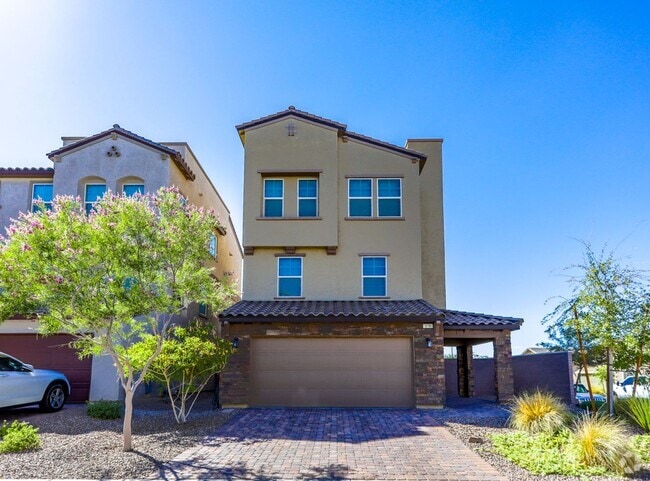 Building Photo - Stunning 360 Strip, Mountain and City Roof... Rental