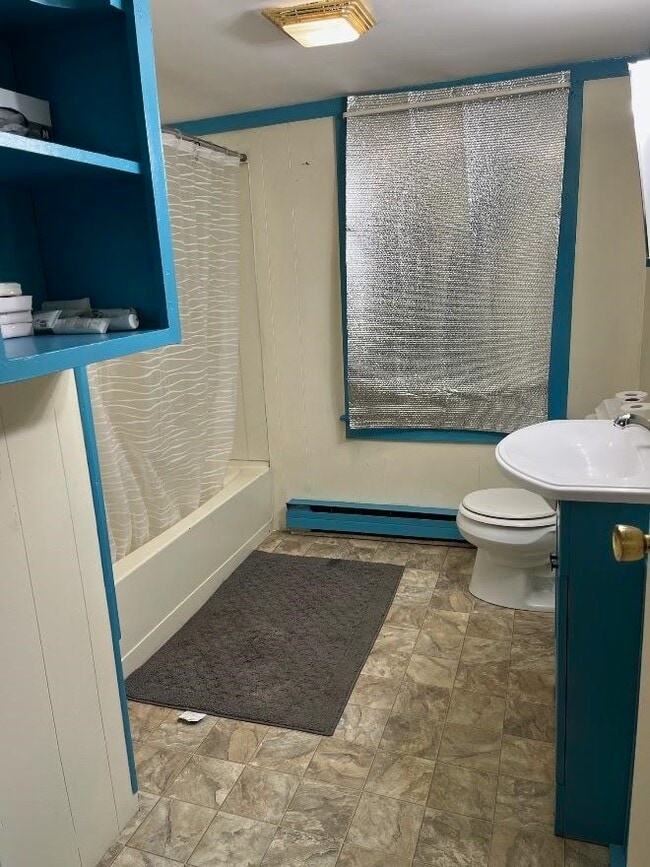 Photo - 52 Central St