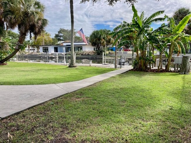Photo - 1661 NW 20th Ave