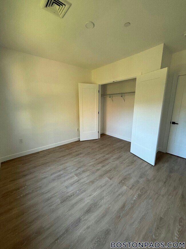 Photo - 199 Gardner St Unidad 104