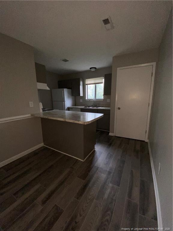 927 Applewood Ln