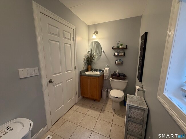 Photo - 232 Scott St