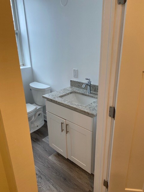 Photo - 1588 Indianola Ave Unit 1588 Indianola