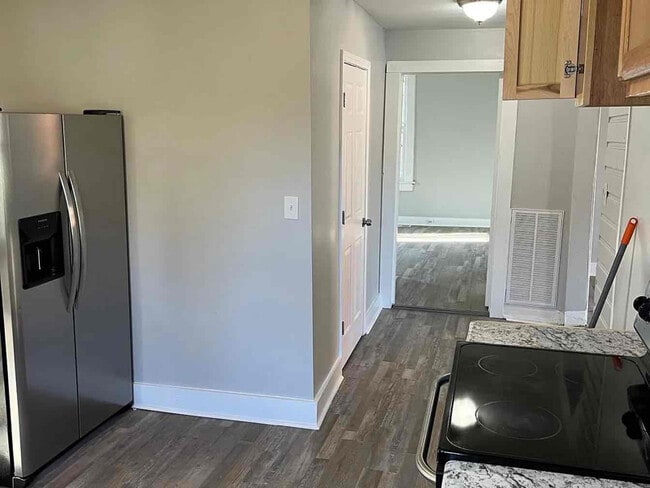 Photo - 229 Holbrook St