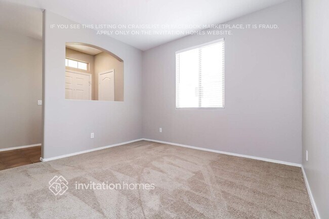 Photo - 17347 W Jackson St