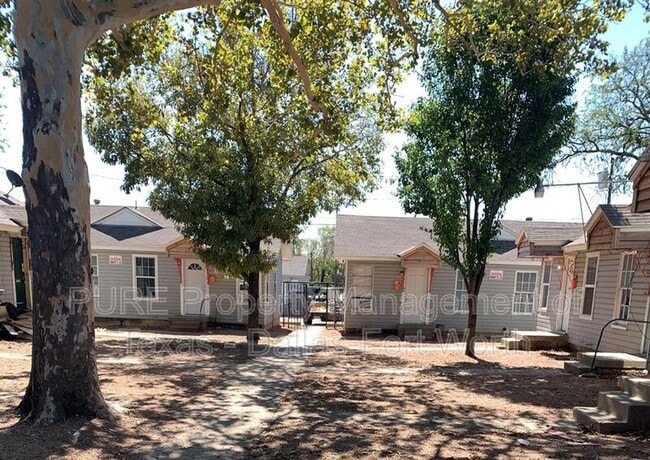 Photo - 3007 McLean St Casa