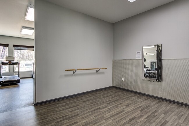 Campus-Edge-Apartments-Near-NC-State-University-Fitness-Center-Studio-Reflect-Fitness-Mirror