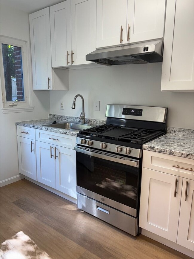 Photo - Recently Remodeled 2BR/1BA Three-Level Duplex in Arlington