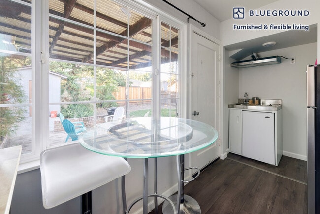 Photo - 251 C St Unidad FL0-ID1856