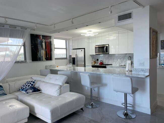 Photo - 9273 Collins Ave Unit 412