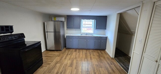 Building Photo - 4169 Grace Chapel Rd Unit 1