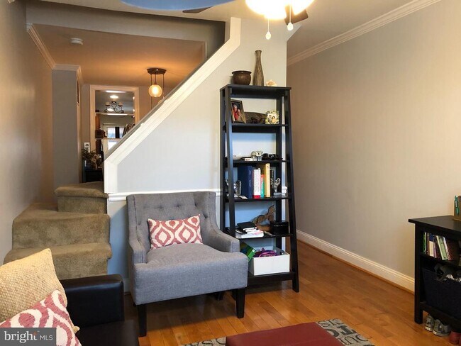 Photo - 1442 Andre St