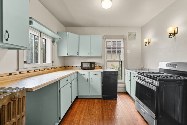 Photo - 2217 Aldrich Avenue South Unit Apt 2