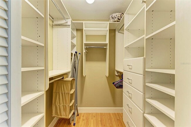 Photo - 221 Lookout Point Dr