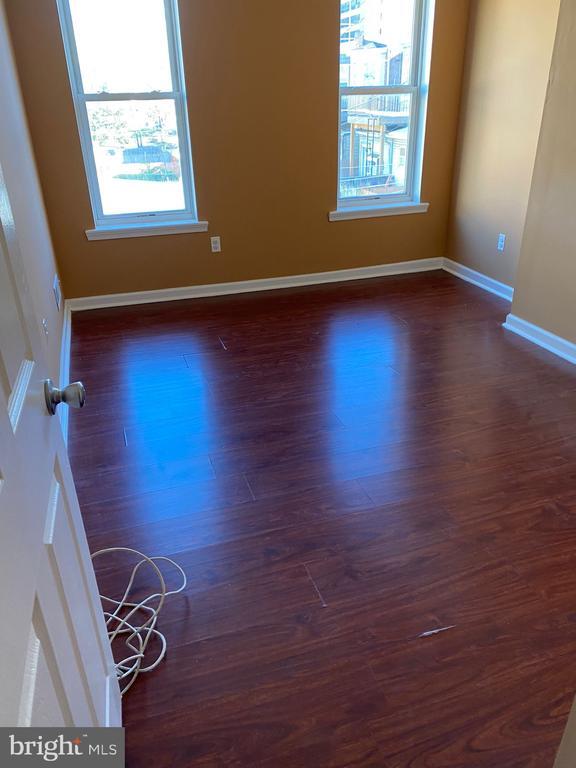 Photo - 607 Berkley St