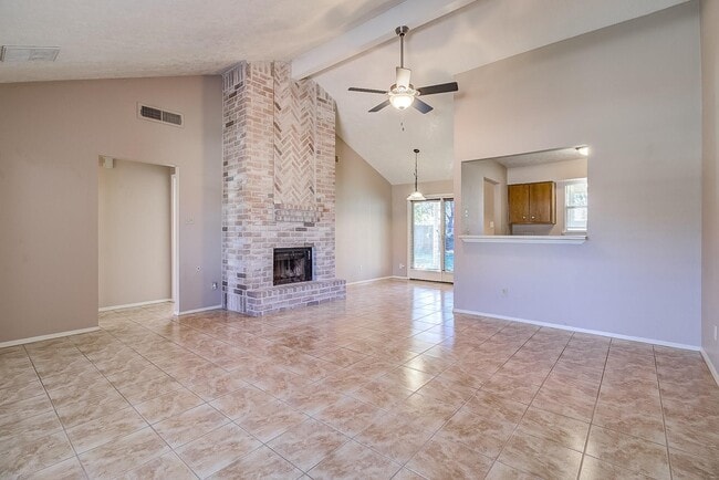 Building Photo - 1014 Woodbridge Ave