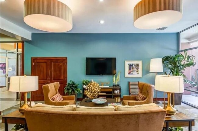 Photo - 4000 Hulen Pl Unidad b4