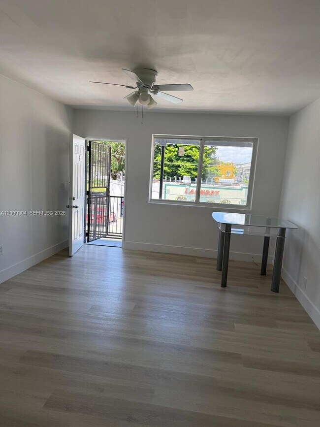 4840 NW 27th Ave Unidad 2