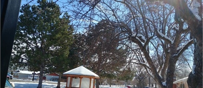 Photo - 661 S Curtis Rd