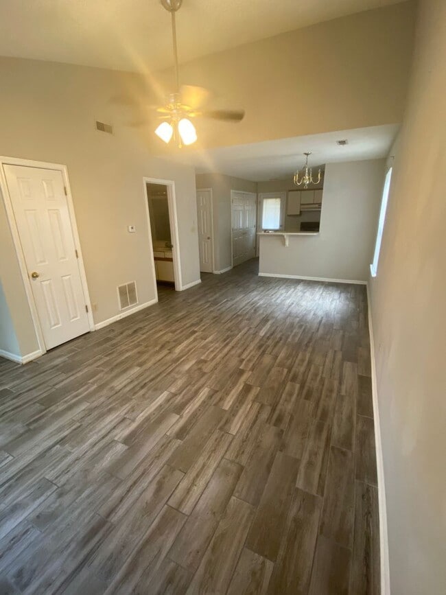 Photo - Santa Rosa Court 2416-2418 Unit 2418
