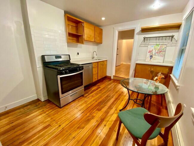 30 Fairmont Ave Unit 2