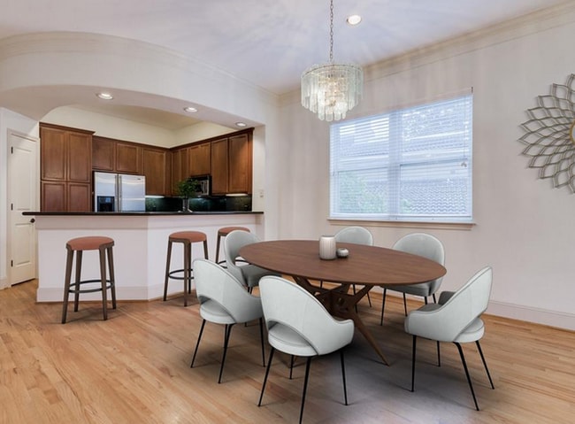 Building Photo - 58 Briar Hollow Ln Unit 440.7