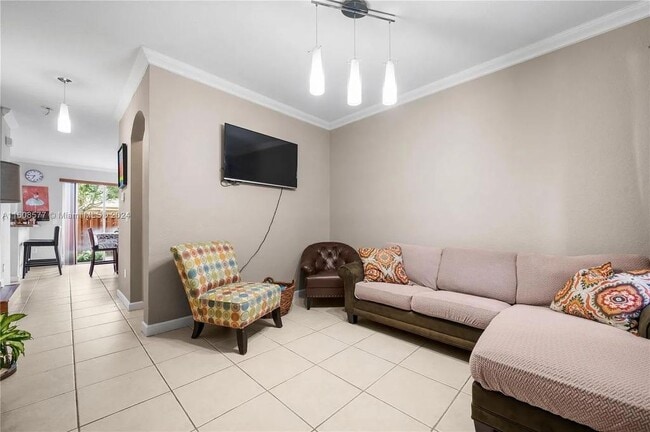 Photo - 12975 SW 135th St