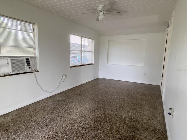 Photo - 12846 Florida Ave Unidad 12846