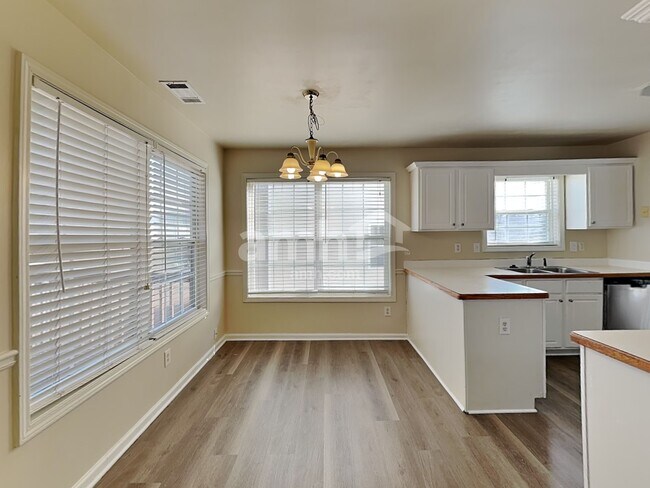 Photo - 1172 Cumberland Creek Way SW