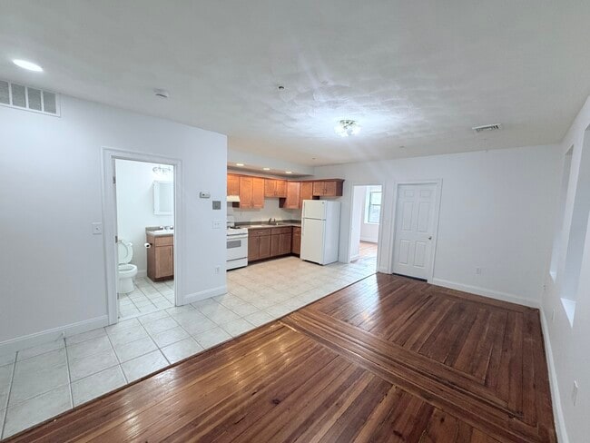 Photo - 179 Winnisimmet St Unit 3