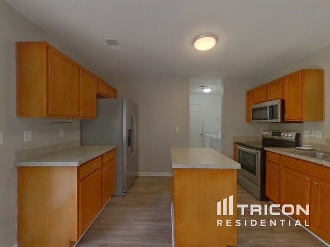 Photo - 325 Hampton Ridge Dr