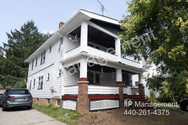 Building Photo - 3204 W 92nd St Unit Up Rental