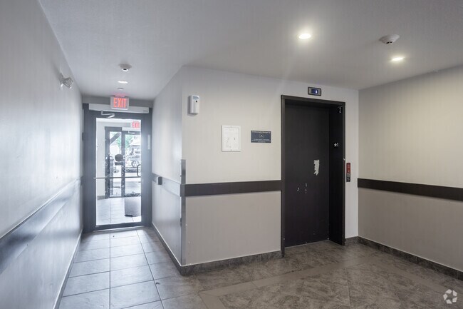 Photo - Brintnell Landing Unit 1