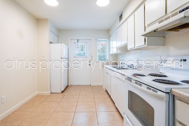 Photo - McLean Fairway 3022D Unit 3022D