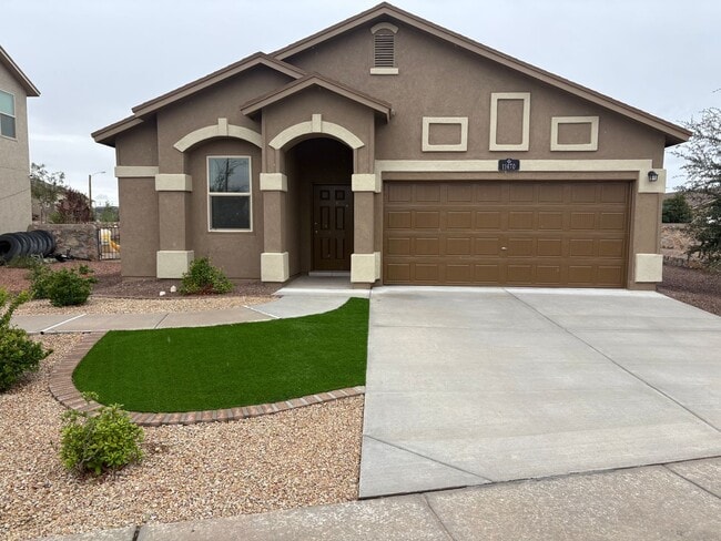 Building Photo - Home for rent in Socorro